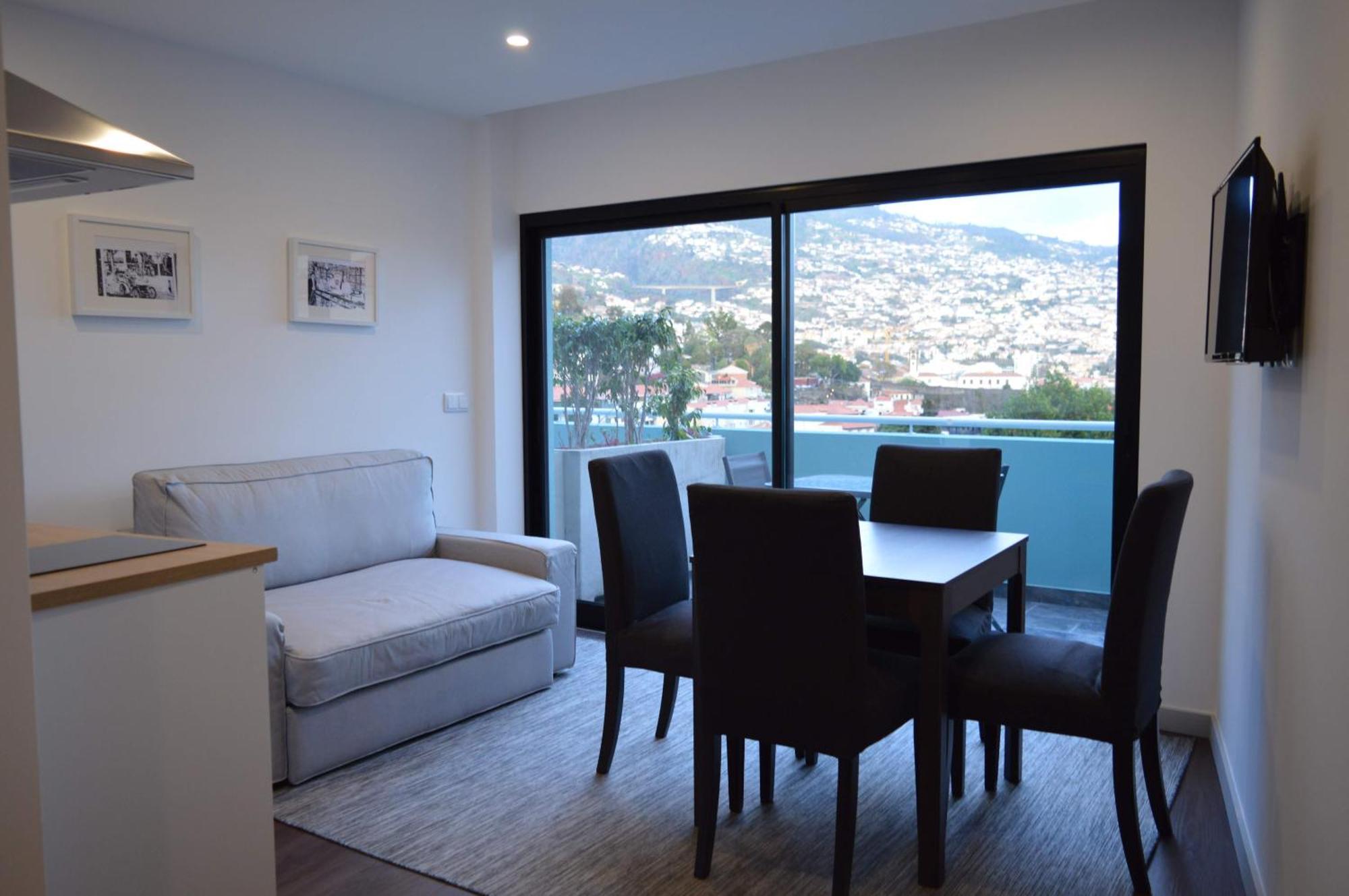 Cba Suites Madeira Фуншал Экстерьер фото